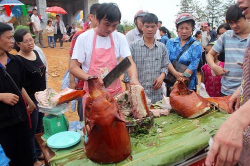 ตลาดนัดเขตเขา ณ กรุงฮานอย - ảnh 5